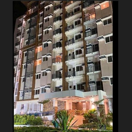 Cozy Suite Studio Type Condo In Matina Enclaves Davao Ngoại thất bức ảnh